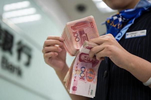 怎样在网络平台借钱，亲测5个无需审核的小额贷款