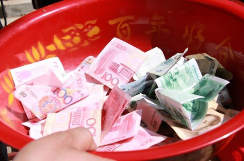 平台借钱的盈利模式，总结五个借款平台利息对比