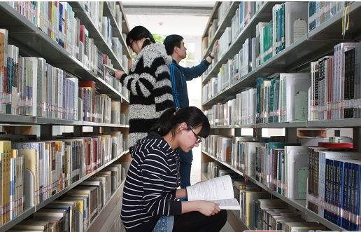 目前能下款的网贷口子，罗列5个2025年最新无视黑白户秒过的网贷